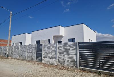 Casa de vanzare - Comuna Berceni - 1