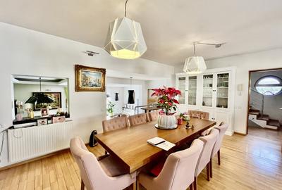 Casă individuală cu 8 camere în Pipera