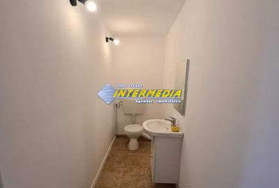 Spatiu comercial 42 mp. de inchiriat Cetate Alba Iulia finisat si contorizat - 2