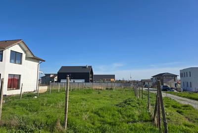 Teren de vanzare in Lazu lot de casa - 2