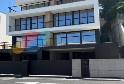 Casă individuală cu 4 camere în Europa