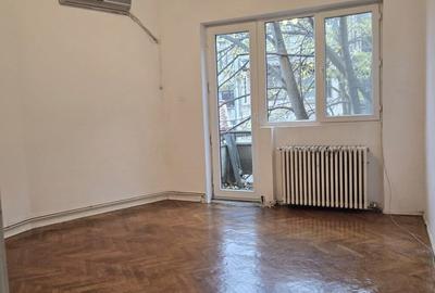 Apartament cu 2 camere semidecomandat în Rosetti