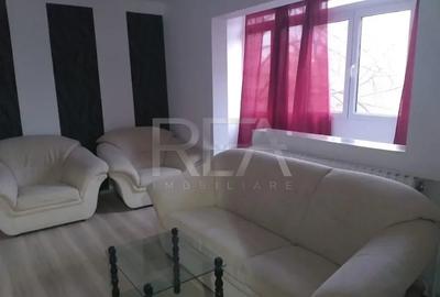 Apartament cu 3 camere semidecomandat în Berceni