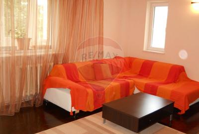 Apartament cu 4 camere de închiriat în zona Targu Cucu - 2