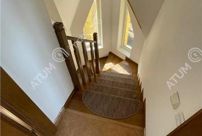 Casa cu 8 camere si 800 mp curte in zona Calea Poplacii Sibiu - 26