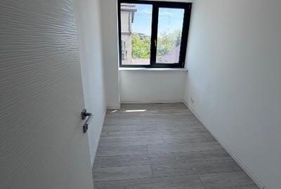 Apartament pretabil pentru birou 4 camere ,suprafata utila 74mp - 2