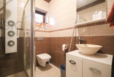 Casa individuala de inchiriat cu 4 dormitoare si garaj! - 15