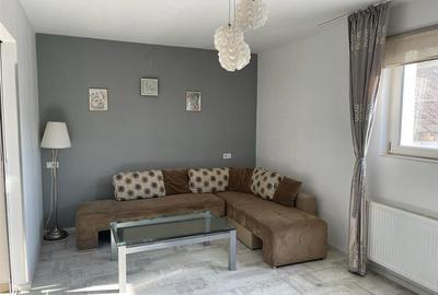Apartament cu 2 camere decomandat, mobilat în Central