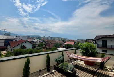 Penthouse cu terasă panoramică 35 mp – Tractorul, lângă Coresi Mall, 650€ - 3