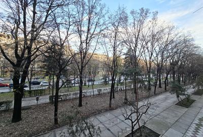 Unirii - Fantani, Casa Poporului, etaj 1, decomandat - 18