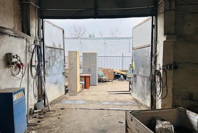 Hala industriala în Bragadiru, 600 mp , 1380 mp curte - 2
