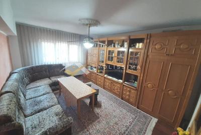 APARTAMENT 3 CAMERE DECOMANDAT RASNOV