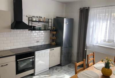 Casa renovata 250 mp utili si teren 935 mp in zona centrala Cisnadie - 15