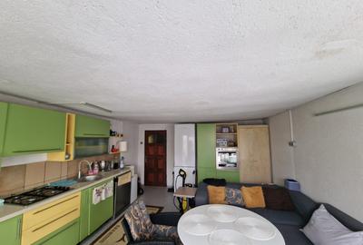 De Inchiriat Casă 3 camere +dependințe situată in cartierul Obcini - 13