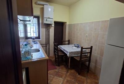 Inchiriez apart 3 camere  central - 7