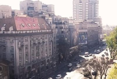 Apartament cu 2 camere semidecomandat, mobilat în Universitate