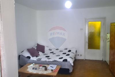 Garsoniera, Bloc G5 - 1