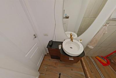 Spatiu langa Primarie pt. prestari servicii, birou, cabinet, salon - renovat - T - 16