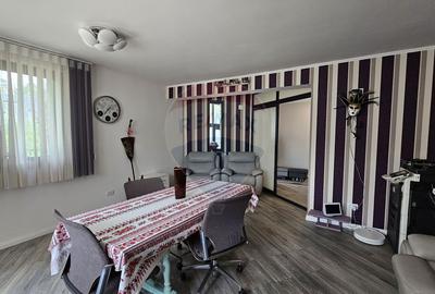 Casă / Vilă cu 7 camere si teren 1000 mp în zona Centrala-Suceava - 15