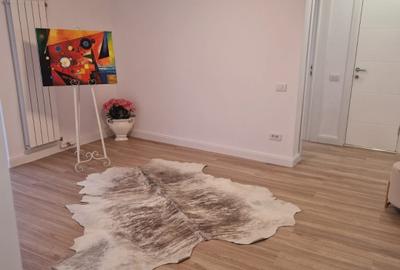 Apartament cu 2 camere semidecomandat, mobilat în Centrul Istoric