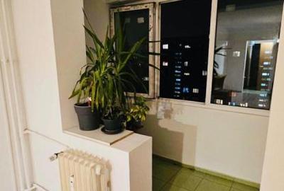 61500 euro-Titan -langa parc Ior- garsoniera bloc mixt - 1