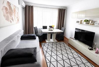 Apartament cu 3 camere semidecomandat, mobilat în Cetății