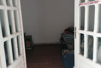 Singureni Stejaru casa intre paduri, cu teren 1600mp - 6