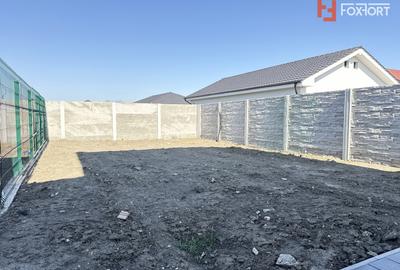 Duplex 4 camere situat la drum asfaltat, in Sacalaz - 9
