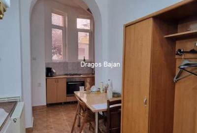 Calea Victoriei // Parter // Curte comuna - 5