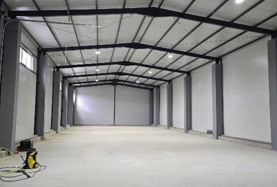 Hala si showroom de inchiriat .hala de 600m si showroom 2 etaje de 100 m - 7