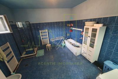 Casa individuala. 2 fronturi de pe 2 strazi (fata-spate) - 7