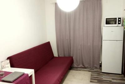 Garsonieră semidecomandată, mobilată în P-ța Alba Iulia