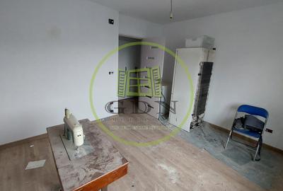 Apartament 3 camere decomandat, 78 mp, Cartier 1 Mai zona Centru Multifunctional - 2