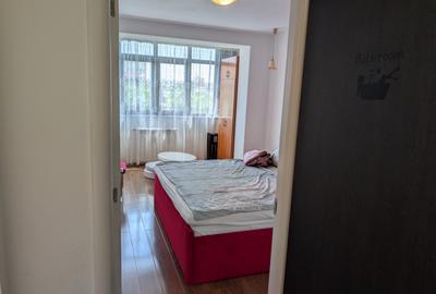 Apartament 3 Camere Modern metrou în fața blocului - 14