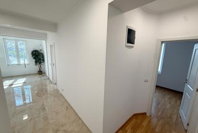 Apartament 4 camere- Bloc Neoclasic cu design tematic CHATEAU BLANC, comision 0 - 3