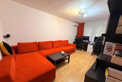 Apartament cu 3 camere decomandat în Dristor