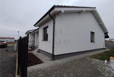 Duplex cu 3 camere în Moșnița Nouă