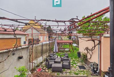 Casă la curte, 65 mp utili, 2 camere, curte mare - 7