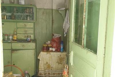 Zona Bd. Cuza casa caramida cu teren=290mp ,4 cam 105mp construiti - 3