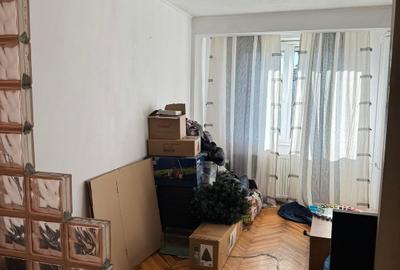 Apartament 3 camere, tip D, etaj 4/6 (lift nou), Bulevardul Decebal - 8