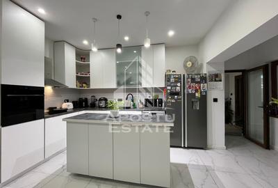 Casa individuala, 6 camere, 3 bai, garaj,acces auto, teren de 411 - 6