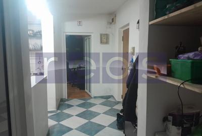 Vitan Mall  doua camere unice 6/8 - 6