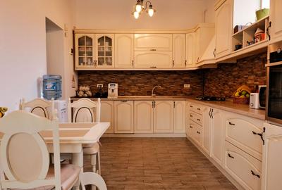 Refugiu toscan la marginea pădurii din Corbeanca, piscină și teren generos - 8