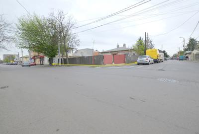 RAHOVA - Str. Muntii Carpati, imobil casa si teren 580 mp. cu pozitie de colt - 1