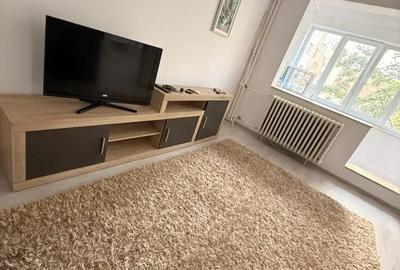 Apartament 2 camere, decomandat, 56 mp, balcon, ac, metrou, 1 Decembrie 1918 - 4