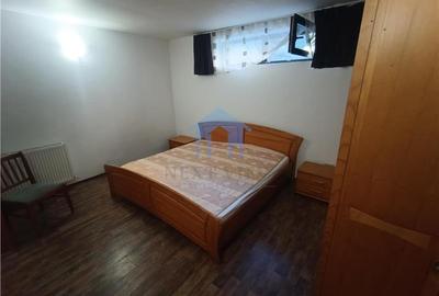 Apartament cu 3 camere decomandat în Hașdeu
