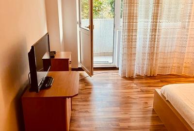 Garsoniera Mall Vitan, mobilată si utilată modern, renovată, curată, libera - 1