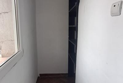 Apartament de vanzare in Constanta, Gara - 2 camere - 7