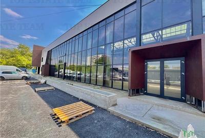 Spatiu comercial / industrial  de inchiriat / Loc de joaca pentru copii / Sector - 13