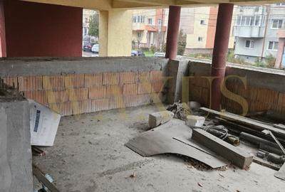 Investiție ideală: casă în zona centrală cu spațiu comercial - 7